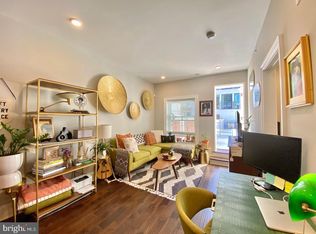 2010 Walnut St #402, Philadelphia, PA 19103