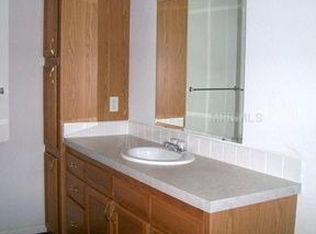 6000 Ridgeway Dr, Zephyrhills, FL 33542