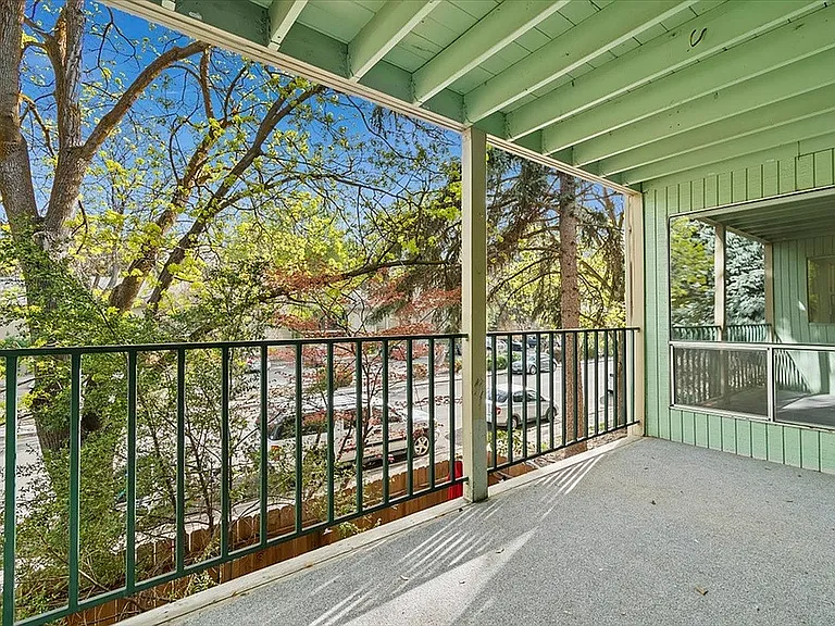The Landon — Photo 22