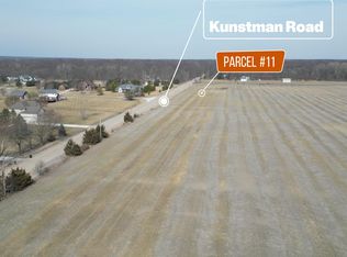 11 Kunstman Rd, Ray, MI 48096