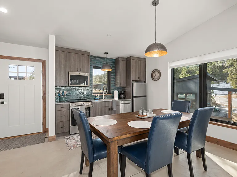 945 Nob Hill Rd #2 — Photo 13