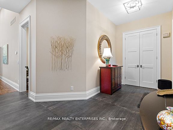5th image of 133 Georgian Bay Ln