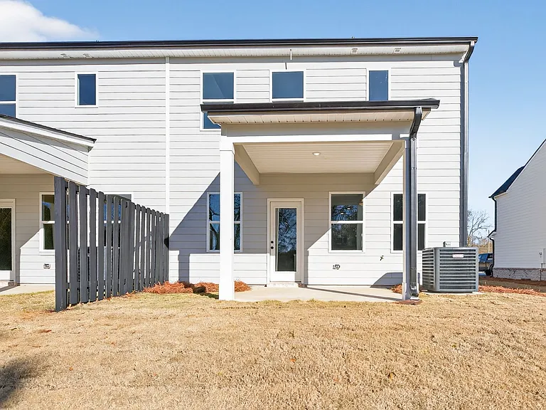 548 Madison St — Photo 39