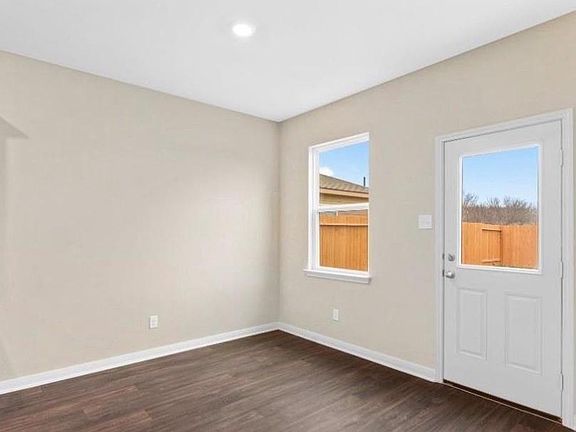 5th image of 3985 Prairie Bnd