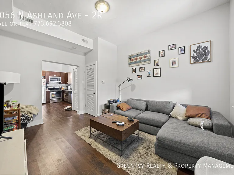 1056 N Ashland Ave #2R — Photo 9