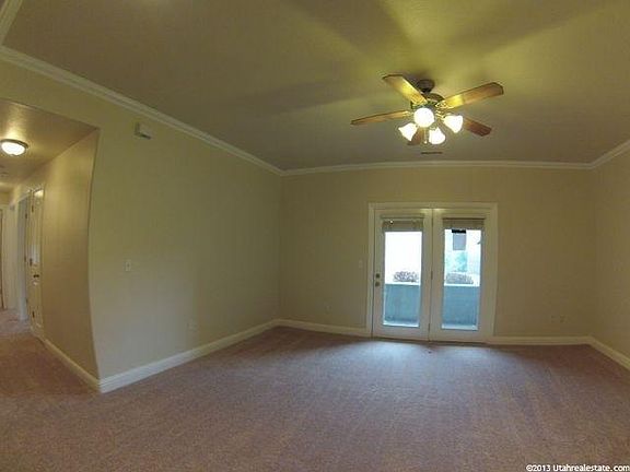 3rd image of 151 S Pleasant Grove Blvd Unit 4