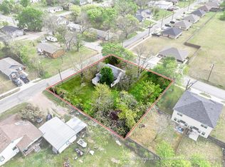 619 Thomas St, Bonham, TX 75418