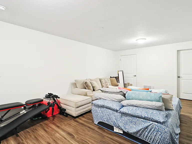 414 Walnut Ct — Photo 19