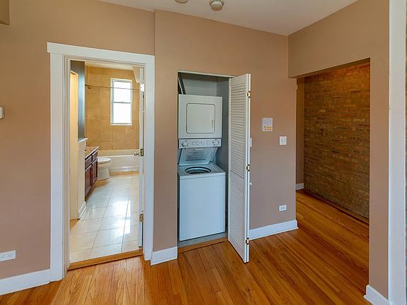 5th image of 5913 N Paulina St #3