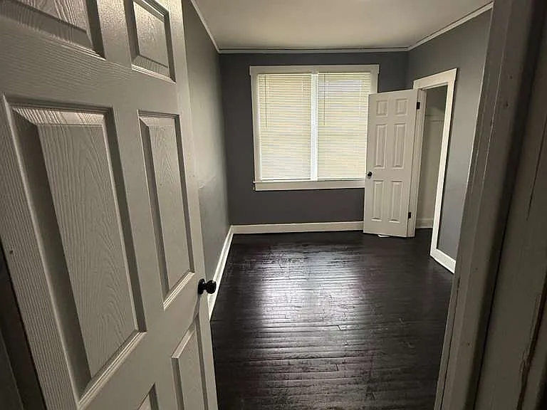 2676 Sturtevant St #3-1 — Photo 5