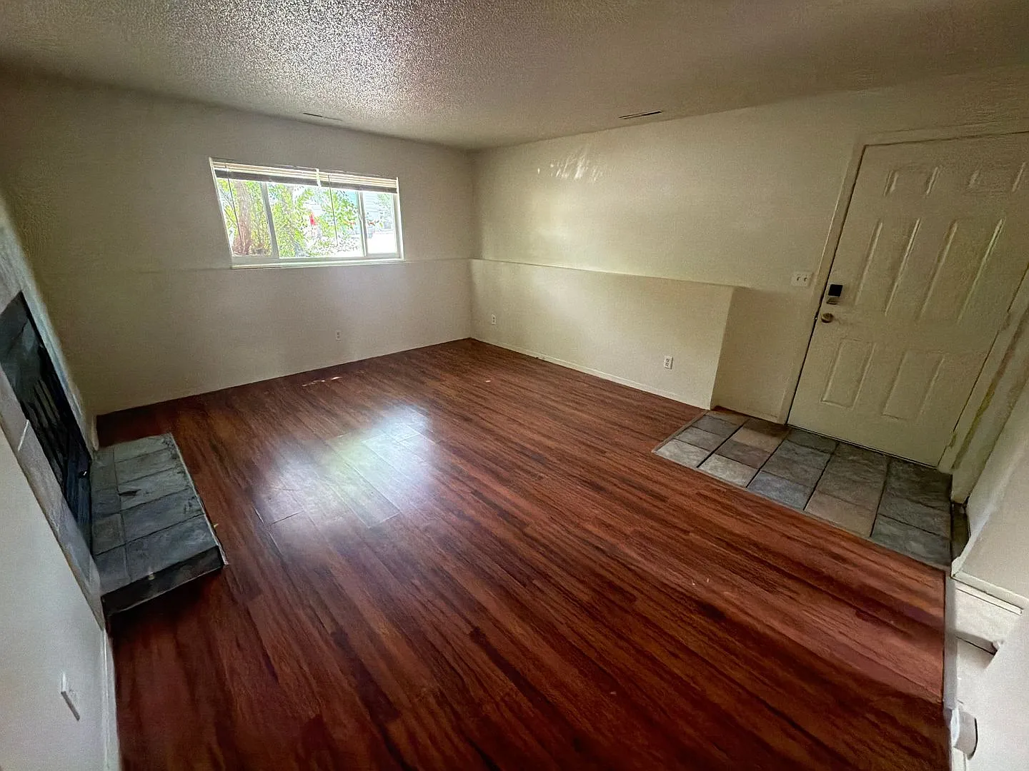 Eastcrest Apartments — Photo 4
