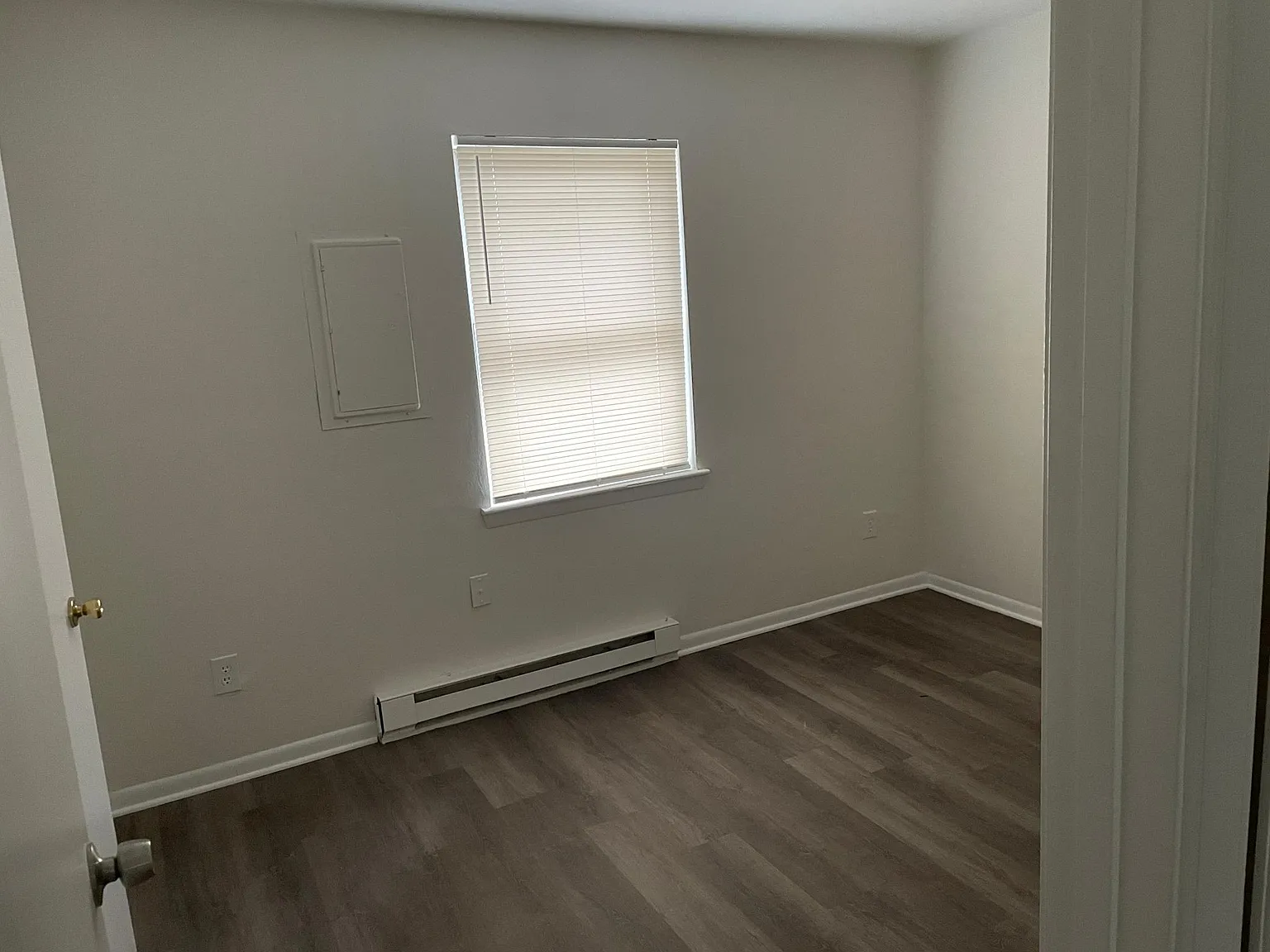 1532 Palmetto St — Photo 3