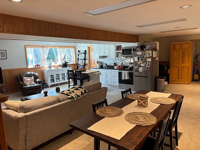 Large Open Concept Living!