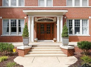 755 Wood Ave, Florence, AL 35630