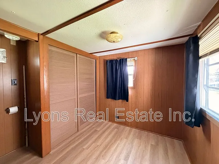 140 Lamplighter Ln — Photo 5