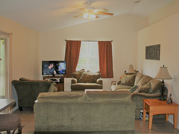 5th image of 554 N Vin Rose Cir SE