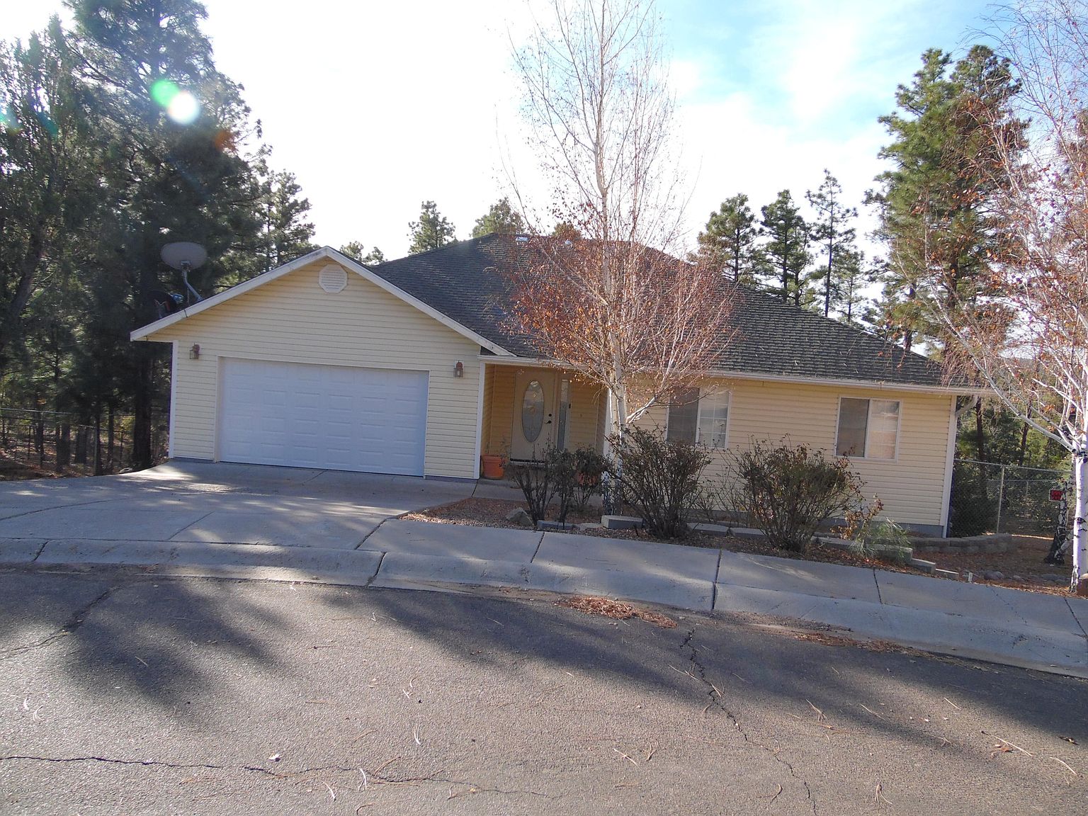 1903 W Oliver, Show Low, AZ 85901 Zillow