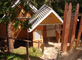 23852 Bowl Rd, Crestline, CA 92325