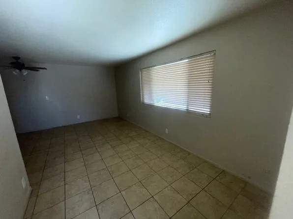 4360 Twin View Cir APT 2, Las Vegas, NV 89121