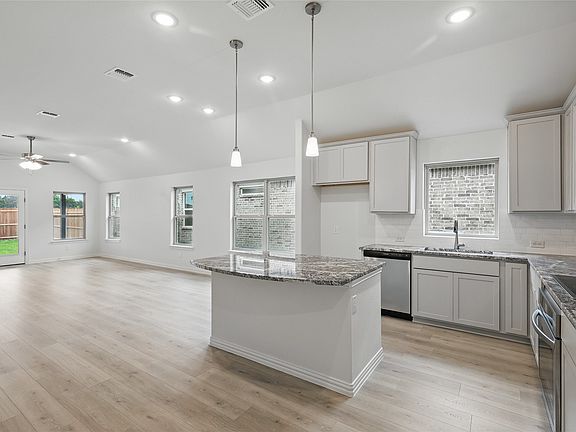 2nd image of 949 Schuberts Rd