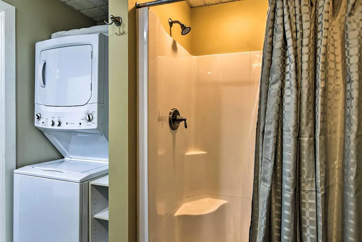 1 bed, 1050 sqft, $1,095 — Photo 4