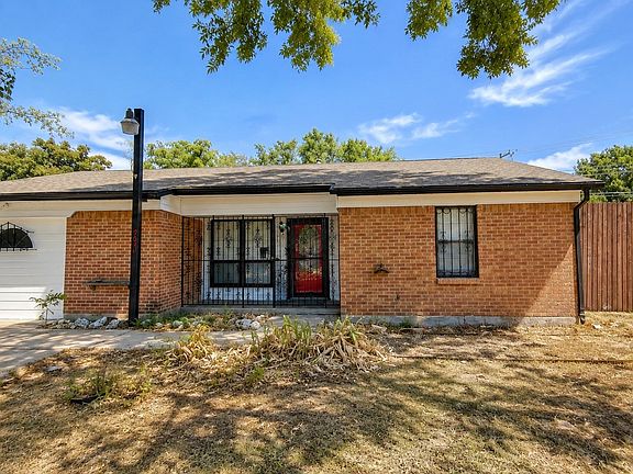 3rd image of 7631 Olusta Dr