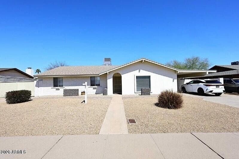 1st image of 2808 E LUPINE Avenue E