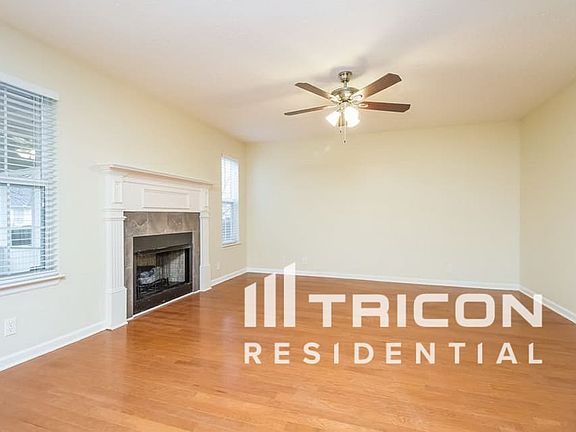 3rd image of 1518 Teresa Ln