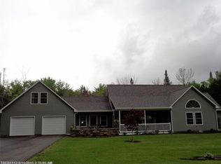 32 Wallace Farm Rd, Skowhegan, ME 04976