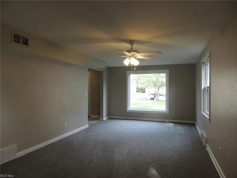 7366 Parma Park Blvd — Photo 3