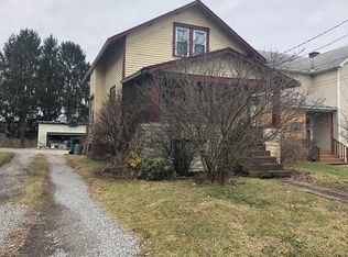 1540 W Ridge Ave, Sharpsville, PA 16150