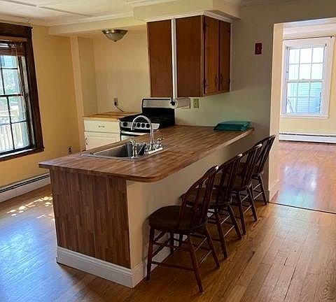 2nd image of 156 North St #156