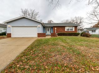 2311 Clover Ln, Champaign, IL 61821