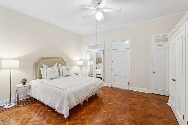 Rented by Luxian International Realty LLC | media 74