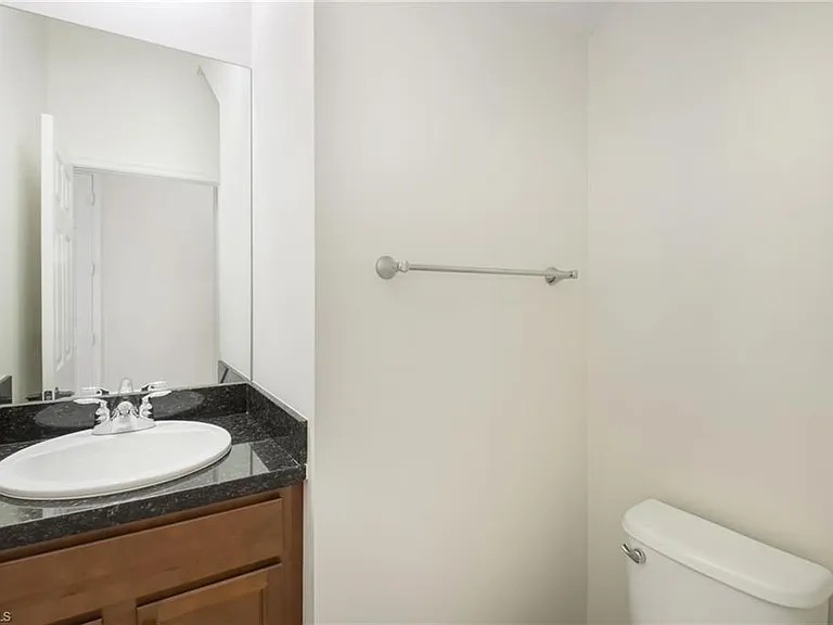 5265 Beckton Rd — Photo 12