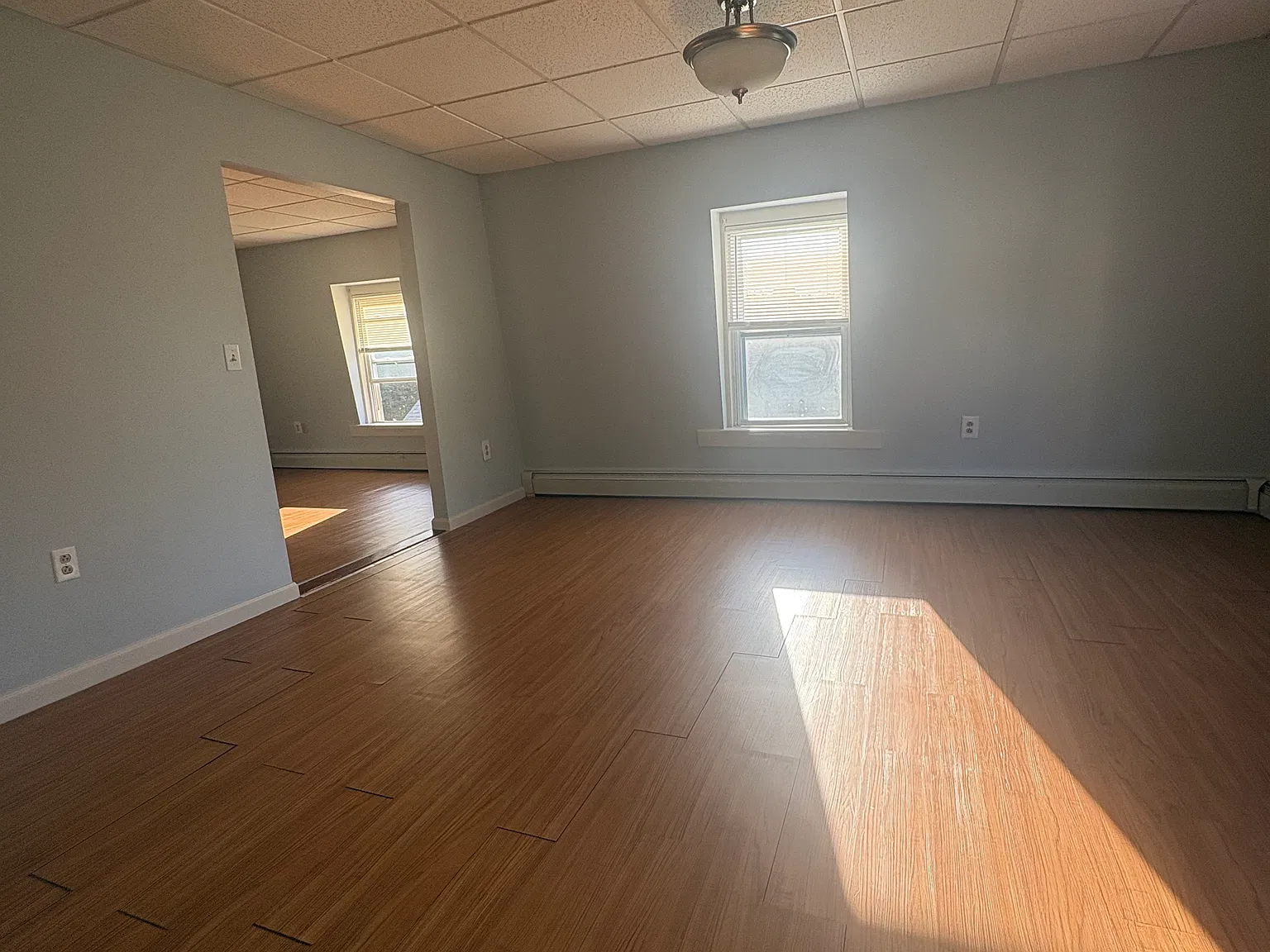 2 bed, 1200 sqft, $2,000 — Photo 3