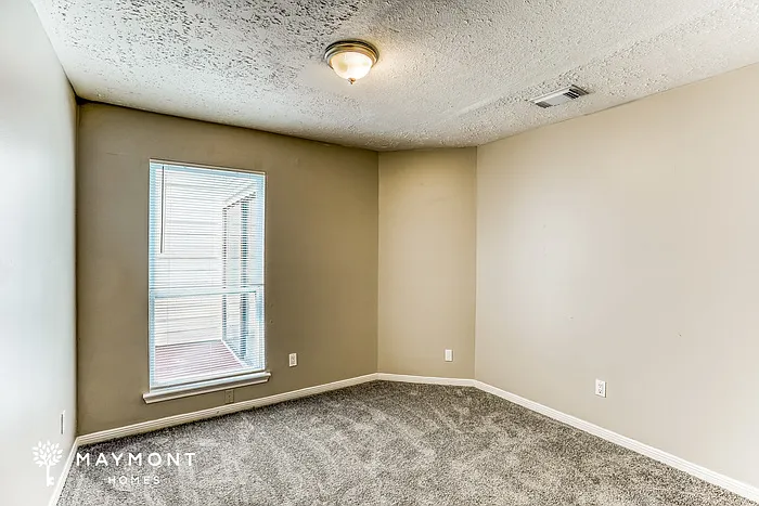3131 Ashford Bend Dr — Photo 10