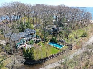 8 Outer Rd #R, Norwalk, CT 06854