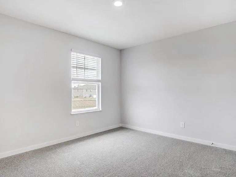 1493 Jarry Ave — Photo 10