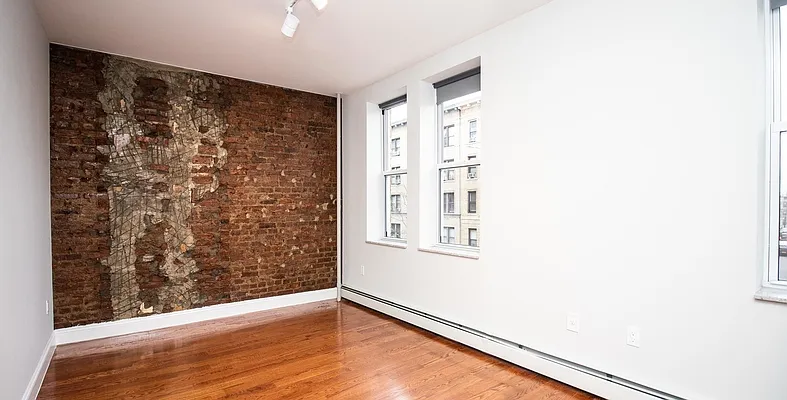 Rented by Compass | media 11