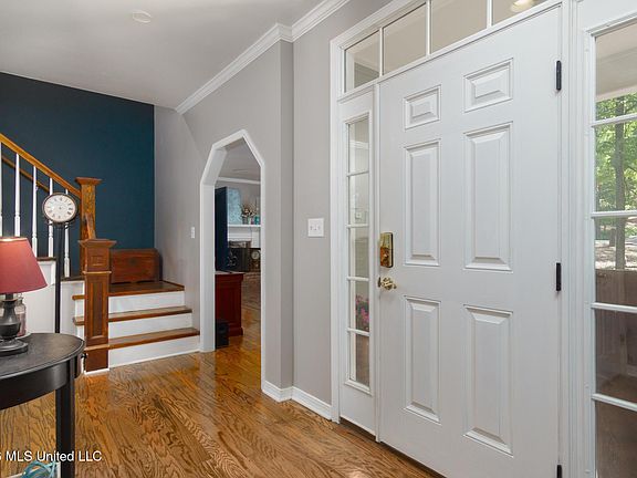 4th image of 123 Dogwood Dr