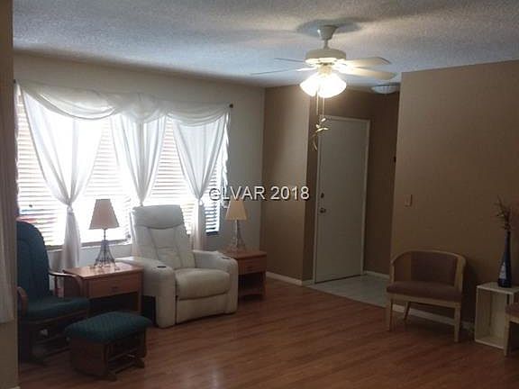 5th image of 5027 Village Dr