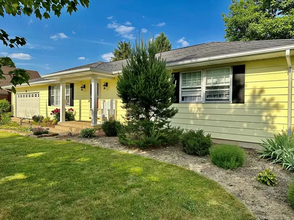 279 Meadow Ln, Galion, OH 44833