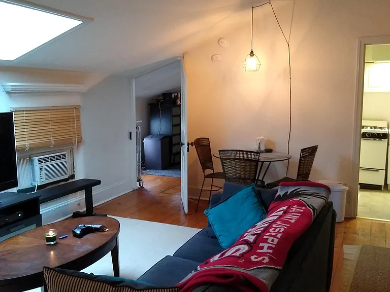 318 N Matlack St #3R — Photo 4
