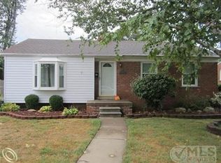 11447 Mayfield St, Livonia, MI 48150