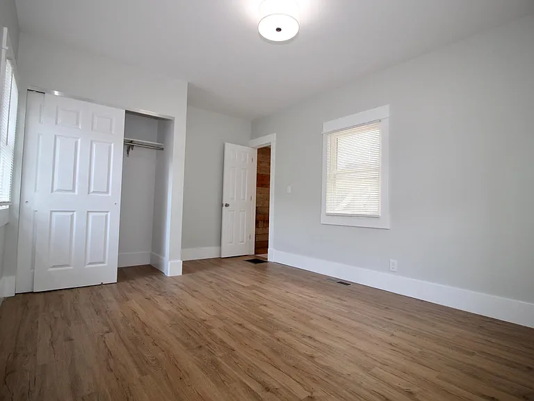 6841 Buckingham Pl — Photo 12