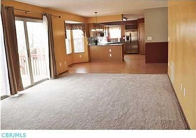 4th image of 1695 Saffron Dr