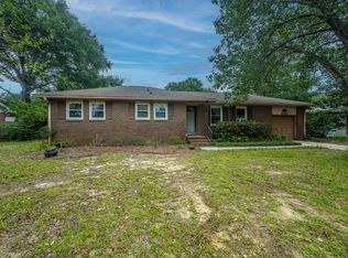 1336 Honeysuckle Ln, Charleston, SC 29412