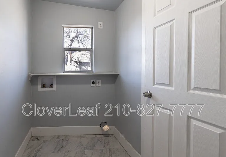 2114 Jupiter St — Photo 32
