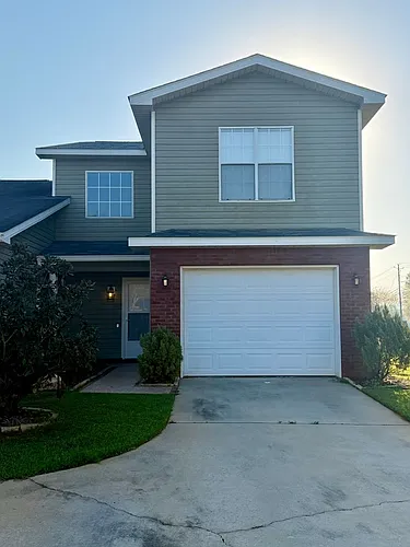106 Winterberry Way Photo 1